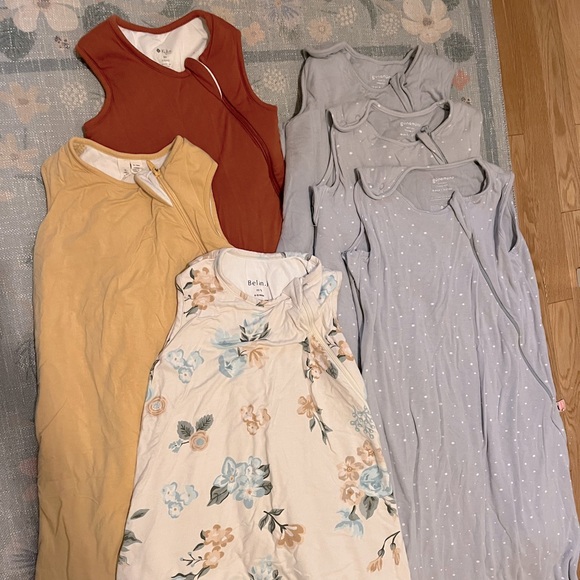 Kyte, Belan J, and Gunamuna Sleep sacks - Picture 1 of 1